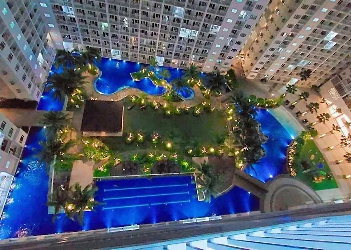 Staycation Shore Residences One Bedroom W Balcony Pool View Near Smx Sm Moa Ikea Naia Dfa Ocean Park Dfa * Manila