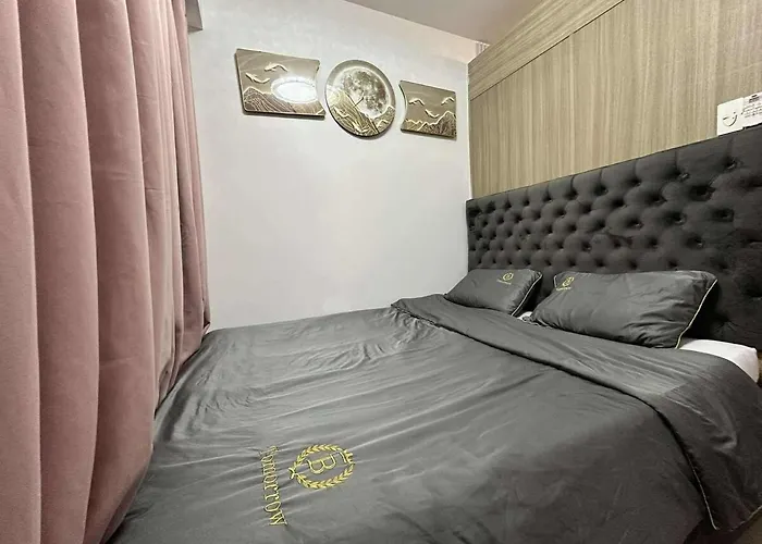 Apartment Staycation Shore Residences One Bedroom W Balcony Pool View Near Smx Sm Moa Ikea Naia Dfa Ocean Park Dfa *